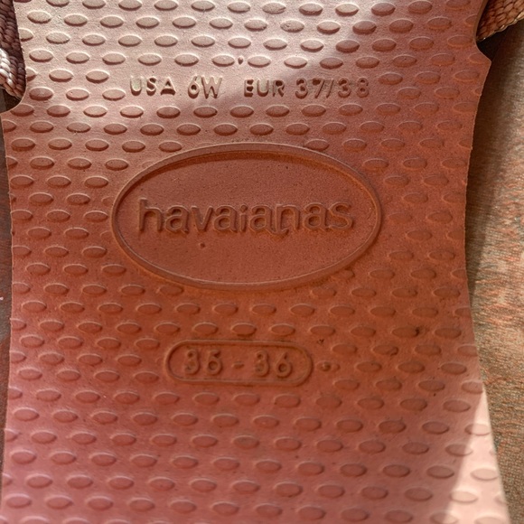 Havaiana slides. - Picture 2 of 3